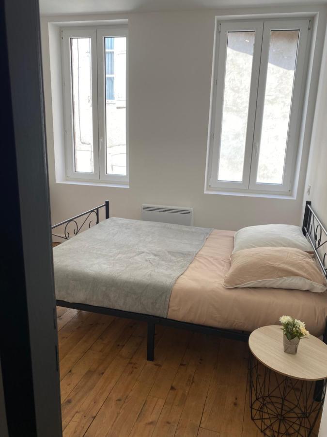 Logement Tout Equipe Layrac Exterior foto